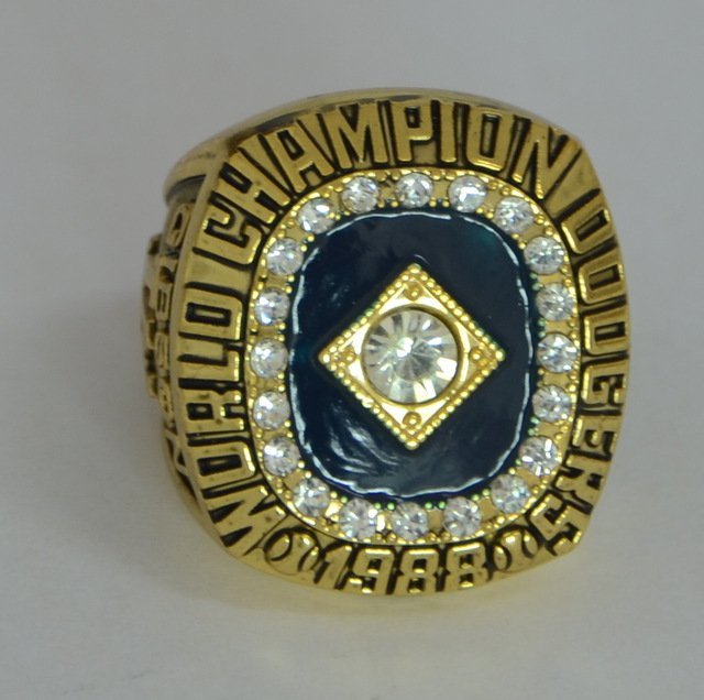 World championship ring 1988 Los Angeles Dodgers baseball championship