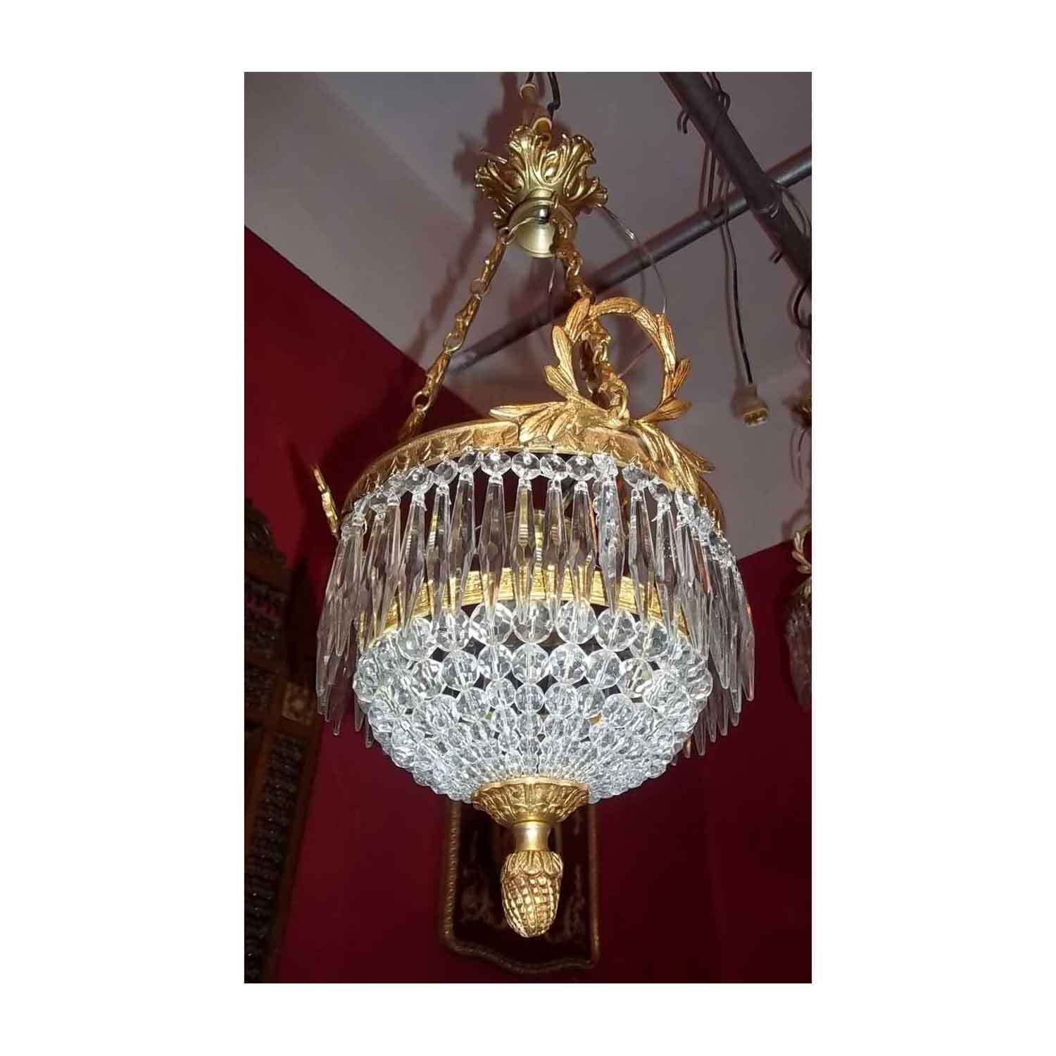 French Gilded Brass Crystal Chains Acanthus Finial Ceiling Chandelier Light