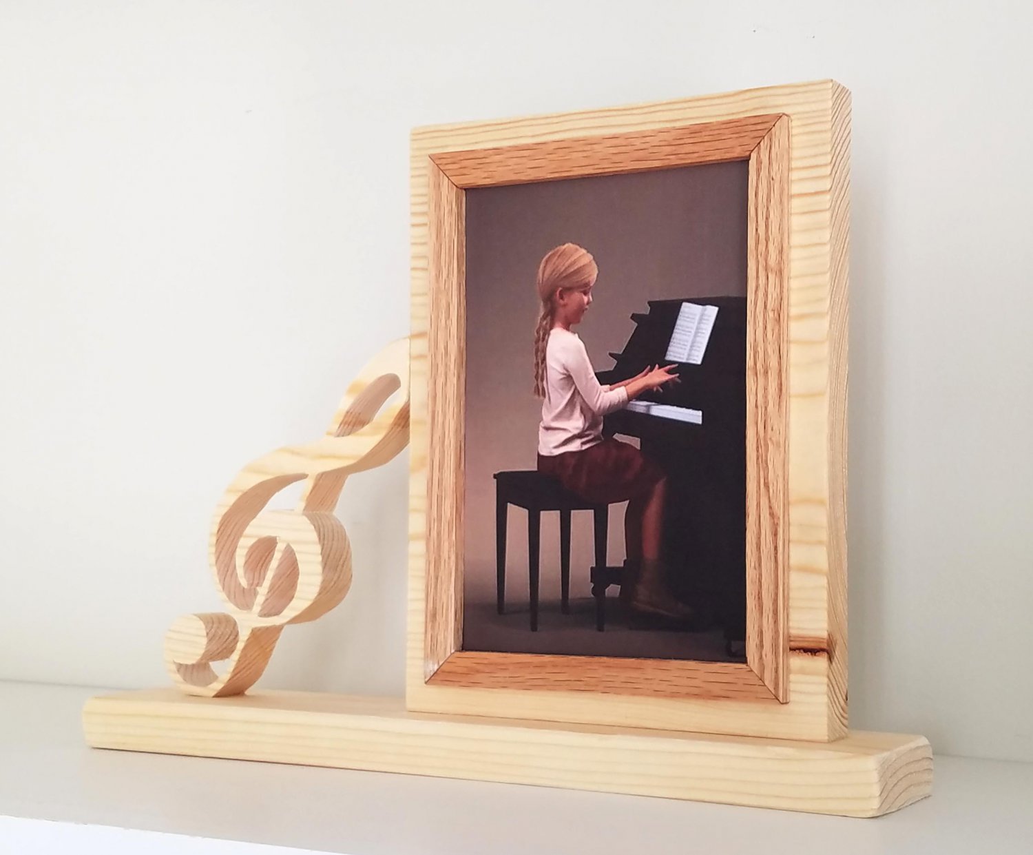 Personalized 5 x 7 Picture Frame with Music symbol, Picture Frame, Photo Frame