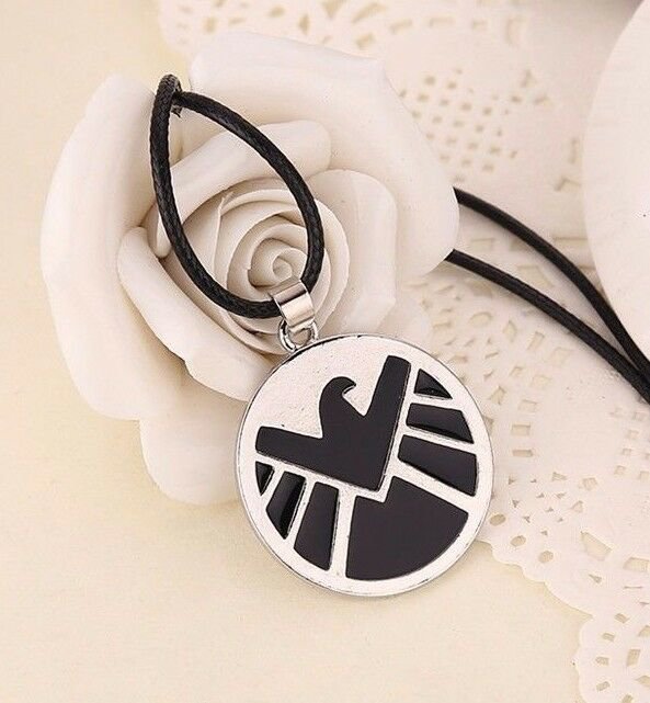 Marvel Comics - SHIELD Crest Necklace