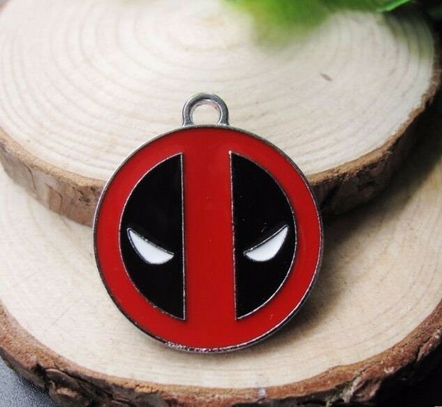 Marvel Comics - Deadpool Necklace