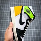 NIKE Air Jordan 1 Retro  High OG Volt Gold