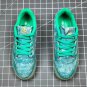 Men & Women rivalry low hi-res greencloud white-gold foil