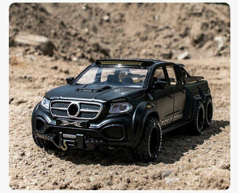 Kid Chldren Pickup Car Model Benz Class EXY 6X6 Pickup Metal Toy Car Sound Light