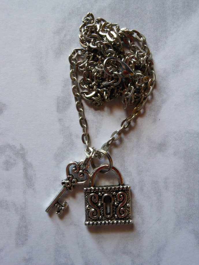 Lock and Key Charm Necklace Vintage Style Key to Heart Gift for Valentine