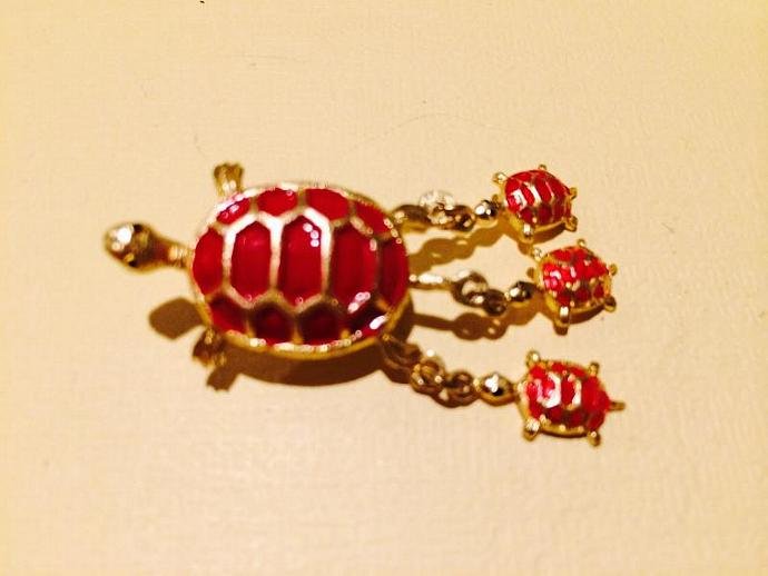 Vintage Red and Gold Tone Turtle Brooch