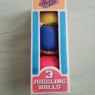 Retro Toy 3 Juggling Balls