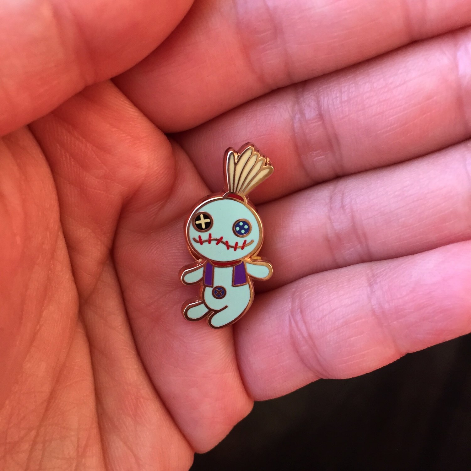 SCRUMP ENAMEL PIN