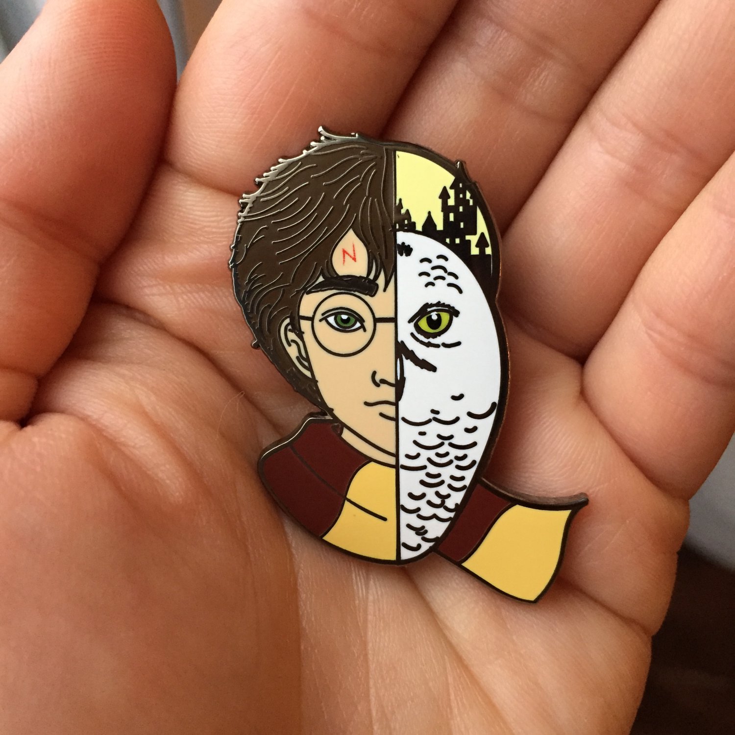 HARRY POTTER & HEDWIG ENAMEL PIN