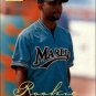 1999 SkyBox Premium 272 Alex Gonzalez