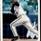 2002 Fleer Focus JE 136 Derrek Lee