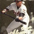 1998 Ultra Gold Medallion 156 Roberto Alomar 1998 Ultra Gold Medallion 156 Roberto Alomar
