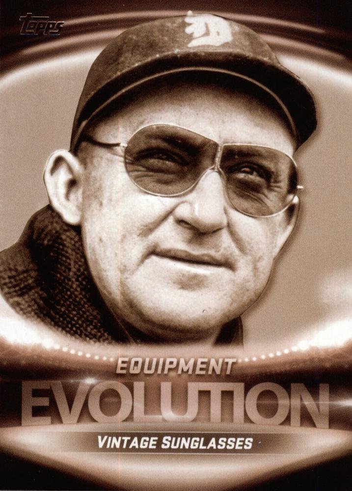 2019 Topps Evolution EO24 Vintage Sunglasses/Modern Sunglasses