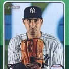 2024 Topps Heritage Green Border 661 Yoendrys Gomez