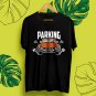 RACING CAR PARKING. VINTAGE TEE.UNISEX FRONT BLACK TEE CS81