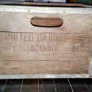 Vintage Rare Excellent Condition United Dairies inc 67 wooden milk crate
