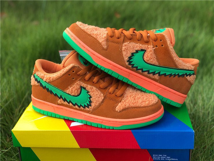 orange bear sb