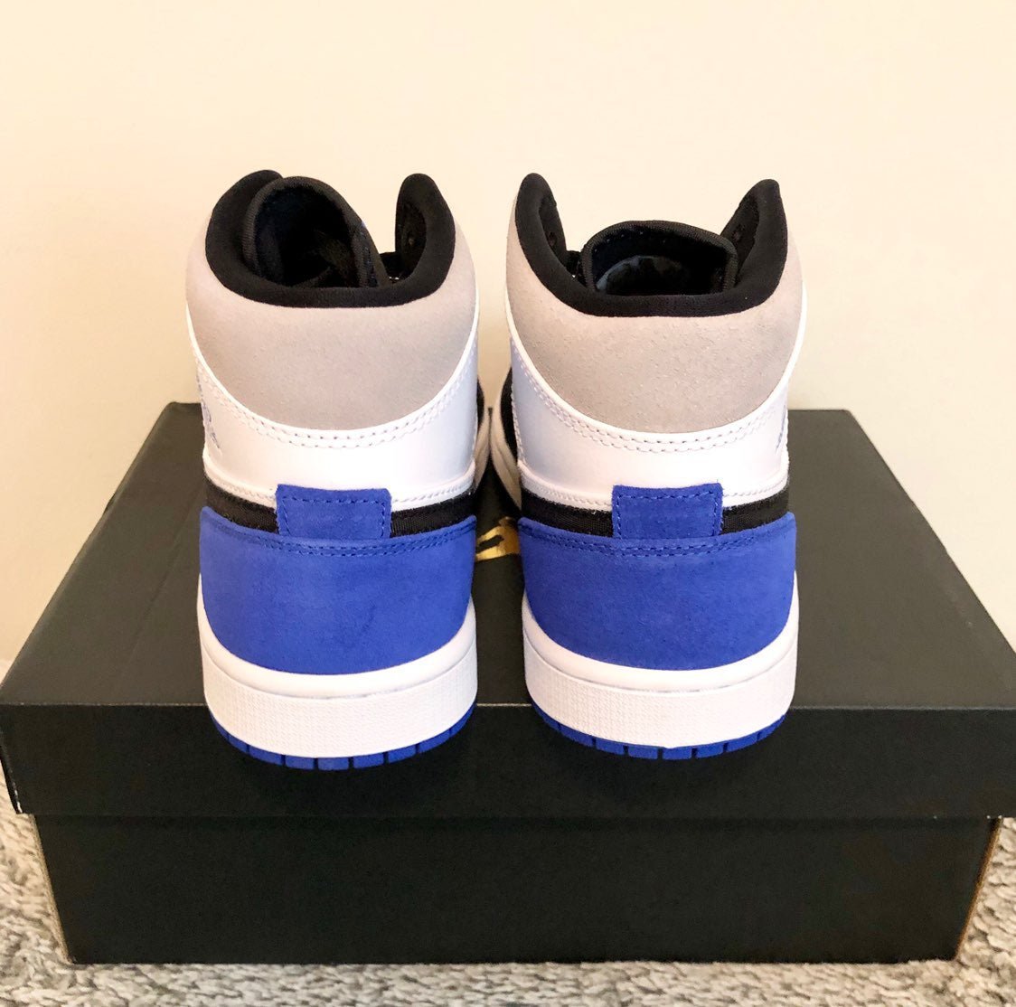 jordan 1 mid se royal black toe