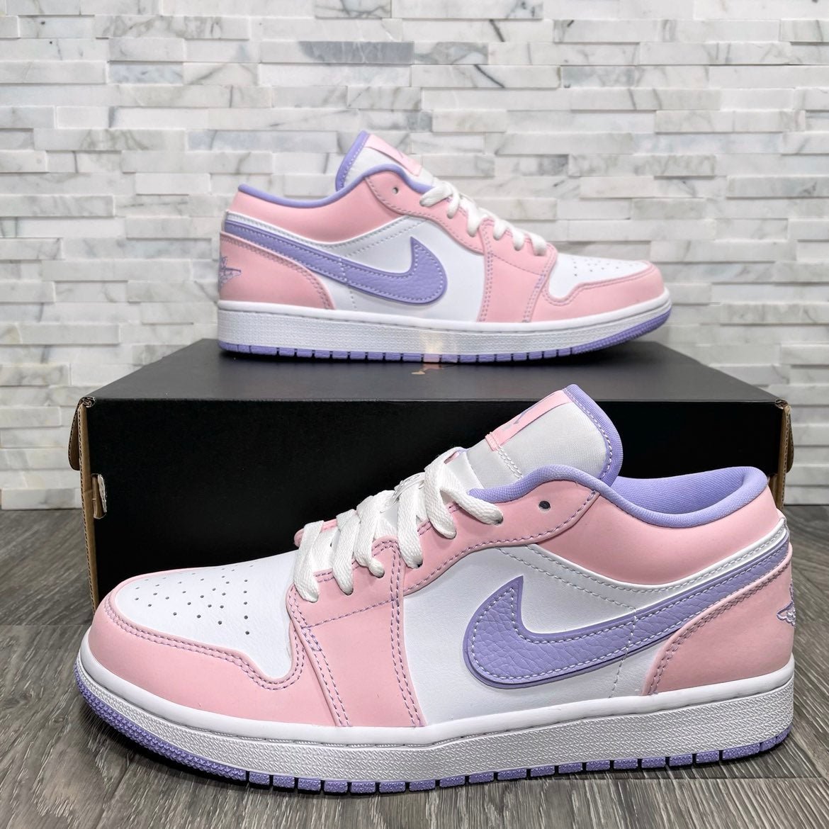 Air Jordan 1 Low Se Arctic Punch 21