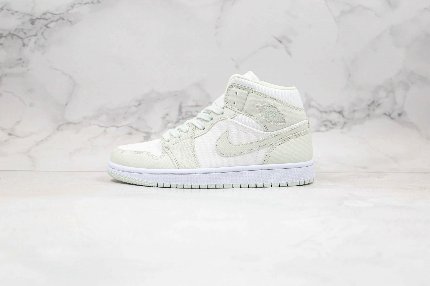 Jordan 1 Mid Spruce Aura