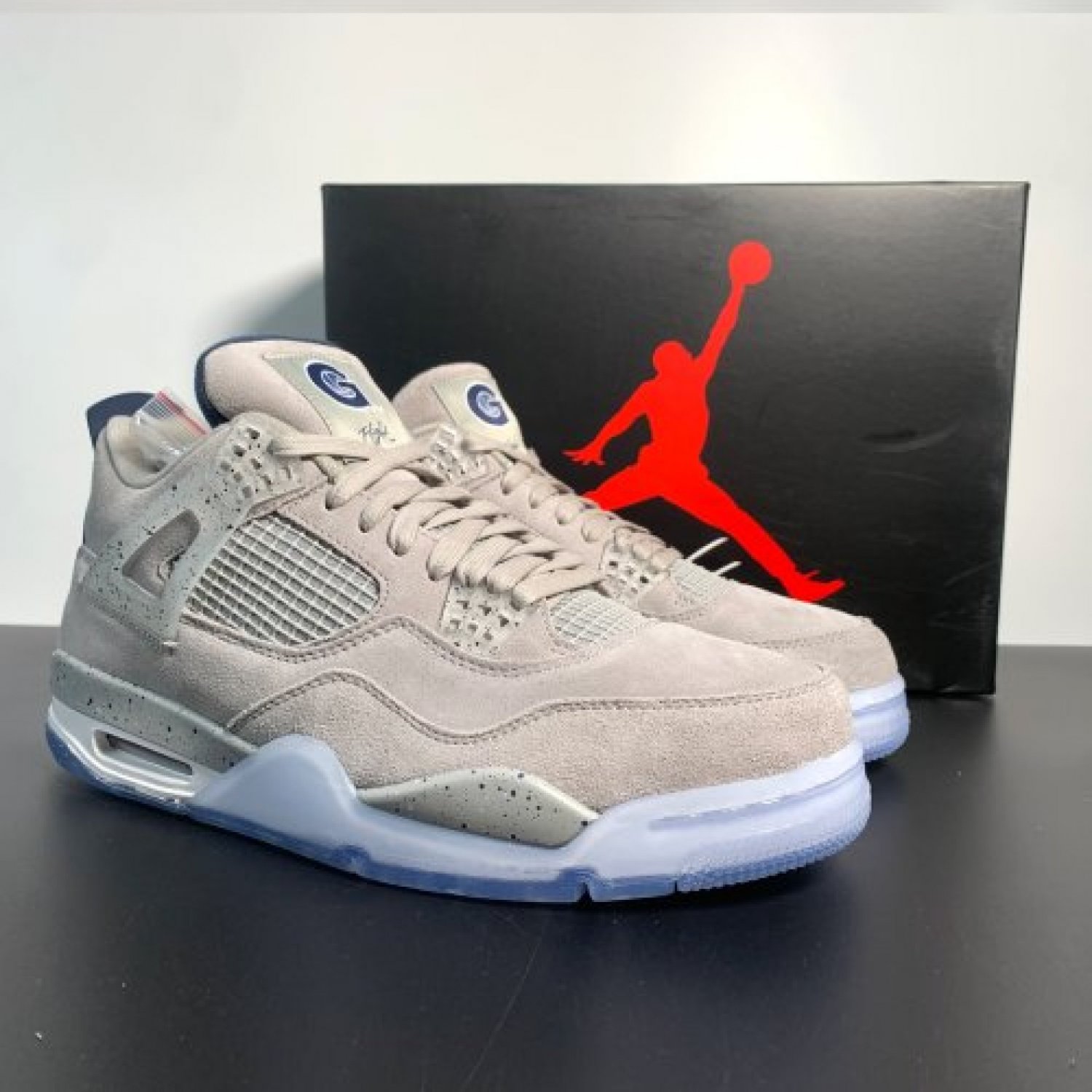 Jordan 4 Georgetown