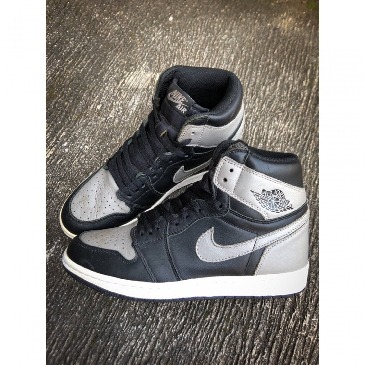 Jordan 1 Retro Shadow