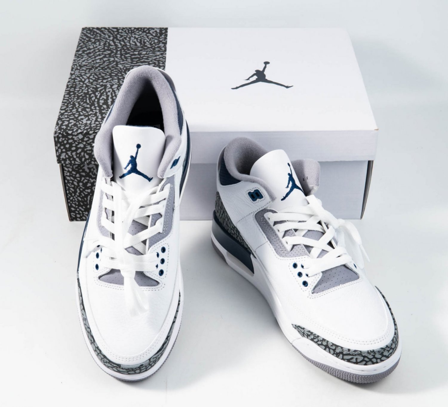 Jordan 3 Retro Midnight Navy