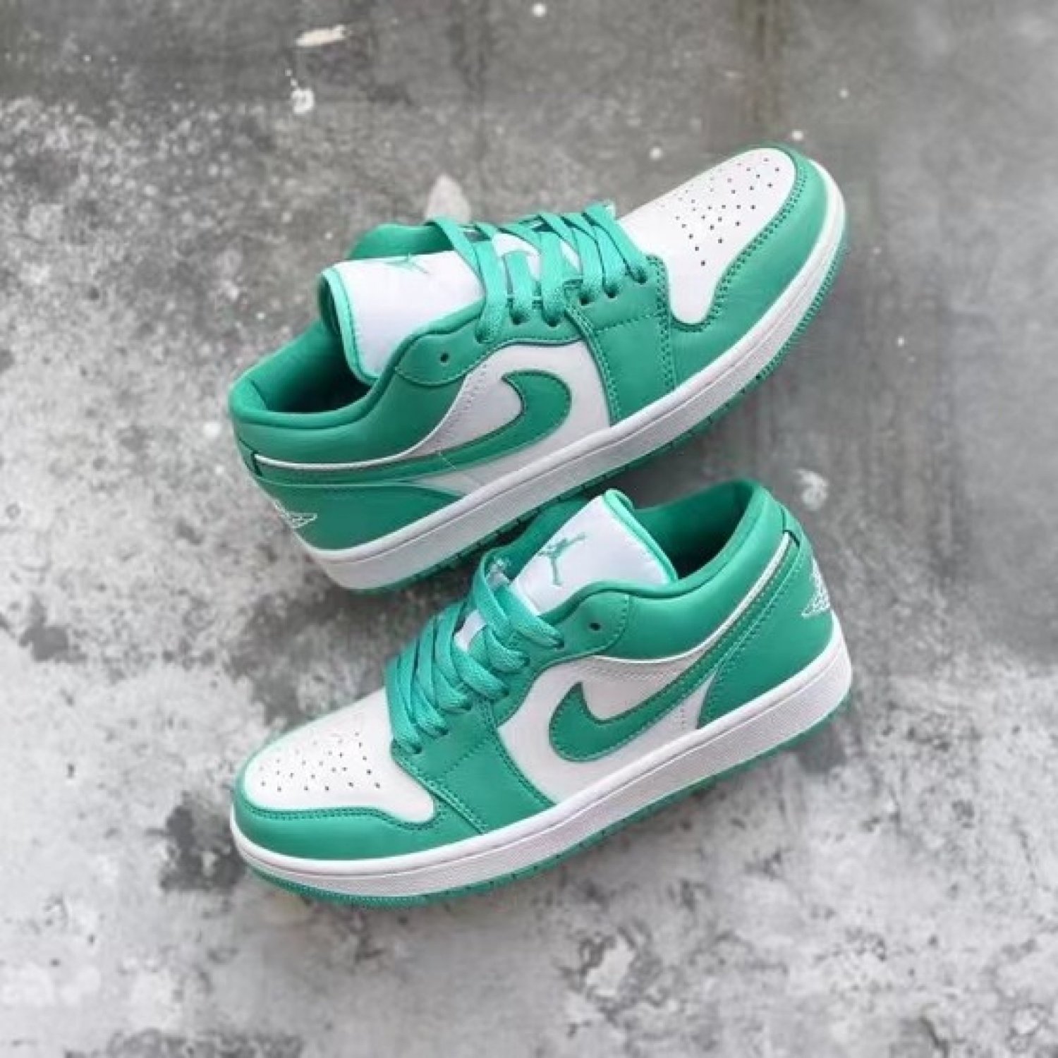 Jordan Low Turquoise