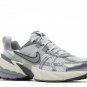Wmns V2K Run Pure Platinum Wolf Grey