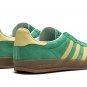 Gazelle Indoor 'Semi Court Green'