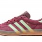 Gazelle Indoor 'Shadow Red Semi Spark Green'