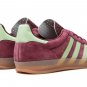 Gazelle Indoor 'Shadow Red Semi Spark Green'