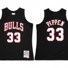 Men's Chicago Bulls #33 Scottie Pippen Black 97-98 Mitchell & Ness Swingman Stitched Jersey