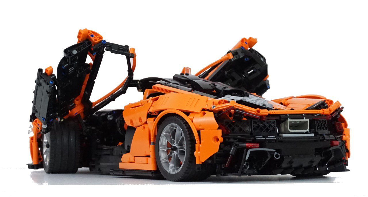 TECHNIC Mclaren P1 NEW Building blocks SHIPPING WORLDWIDE DHL