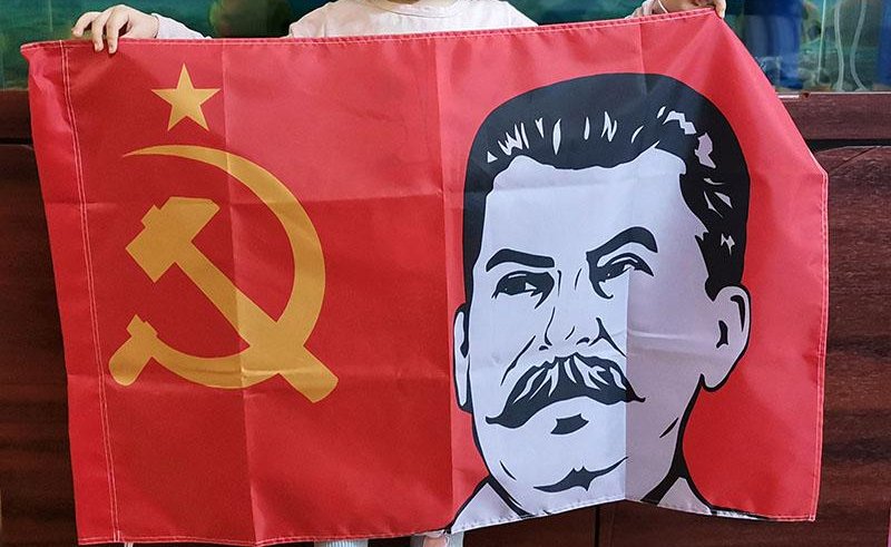 USSR Stalin with a portrait of the Soviet people Leader Flag banner 3ft*5ft