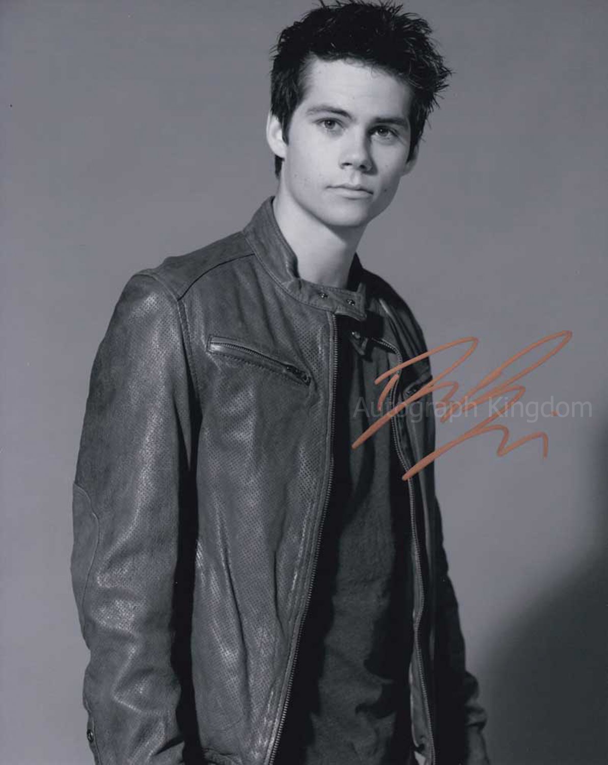 Dylan O'Brien 8 x 10" Autographed Photo Teen Wolf / The Maze Runner- (Reprint:1421)