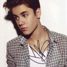 Justin Bieber signed Pop Singer 8 x 10 Mounted Autographed Photograph (Ref 594) Great Gift Idea!