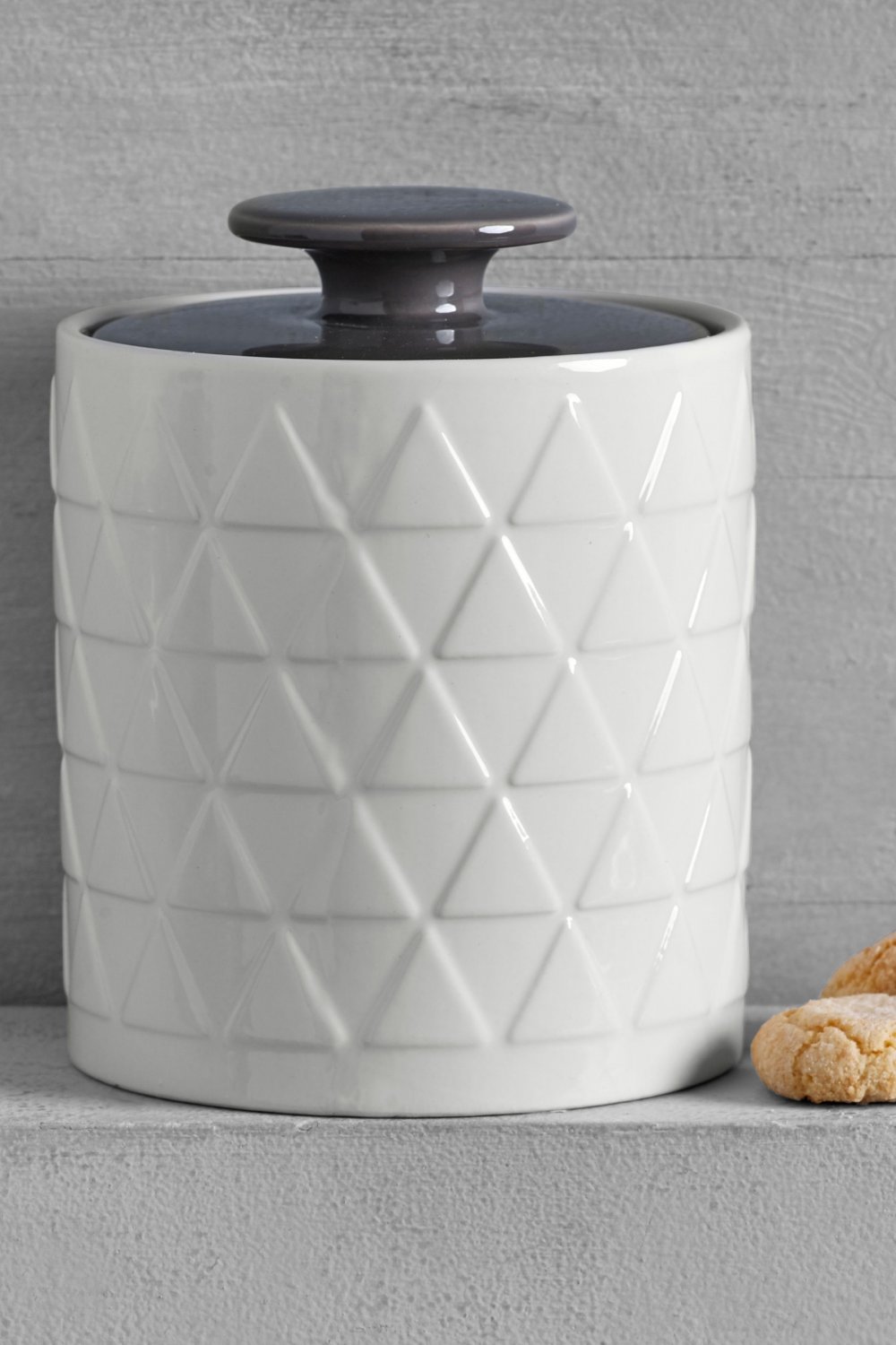 Embossed Ceramic Jar Embossed Ceramic Jar