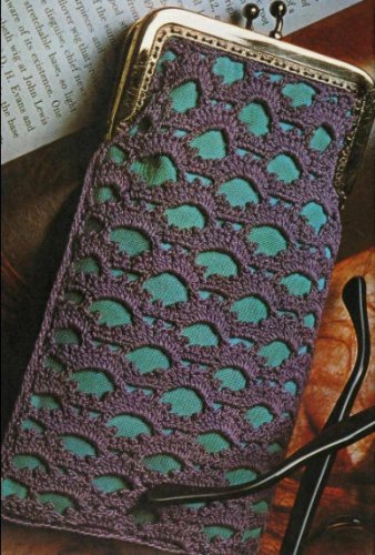 Vintage Crochet Pattern : Eyeglasses Case (1977)