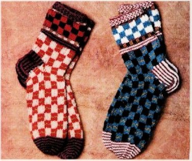Vintage Knitting Pattern :  Checkered Socks  (1997)
