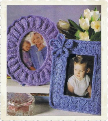 Vintage Knitting Pattern :  Picture Frames (1999)