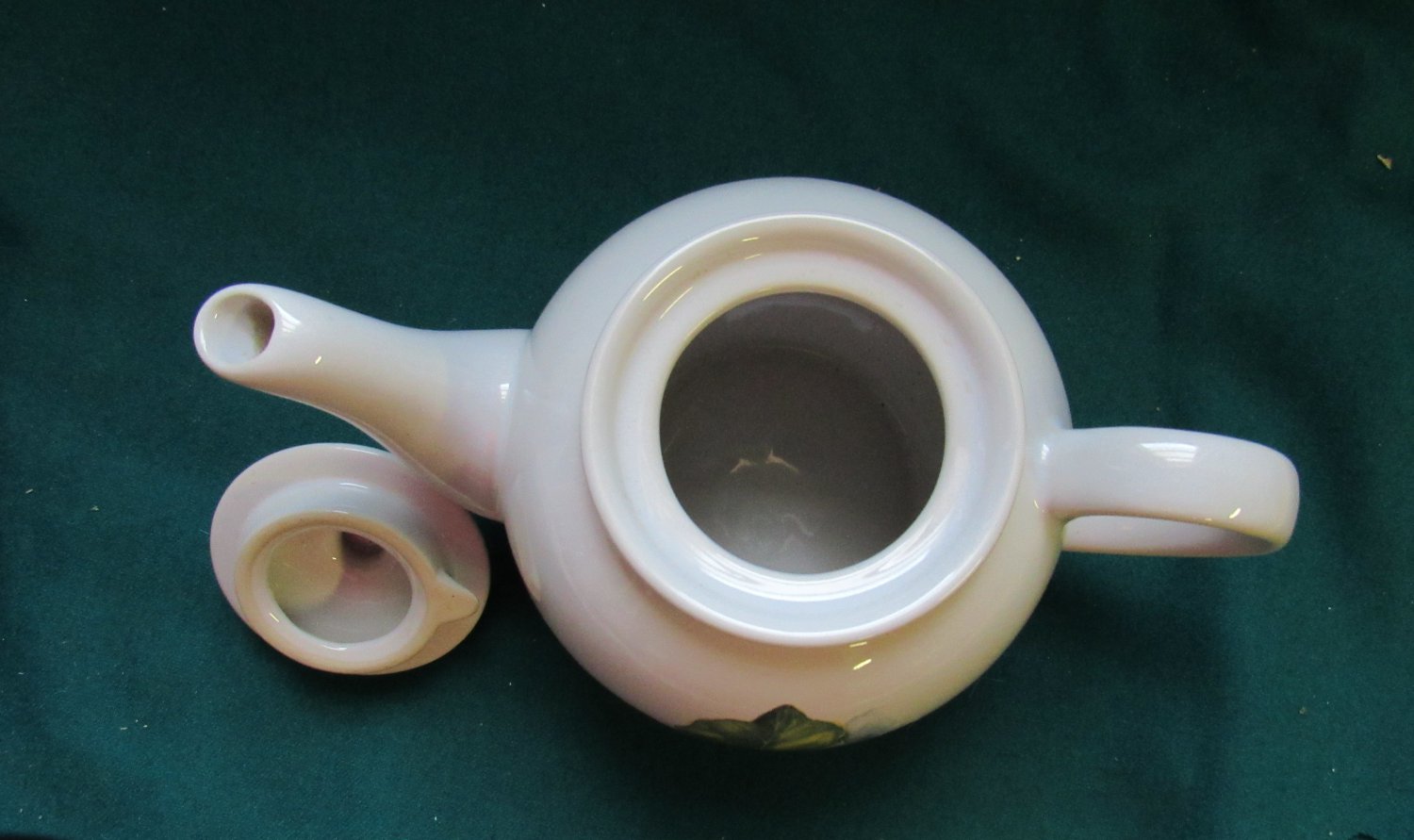 Cracker Barrel White Teapot