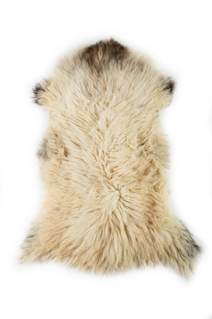 Aydin Sheepskin Pelt Ethically Sourced Handmade Cream 2'2"x3'6" #491