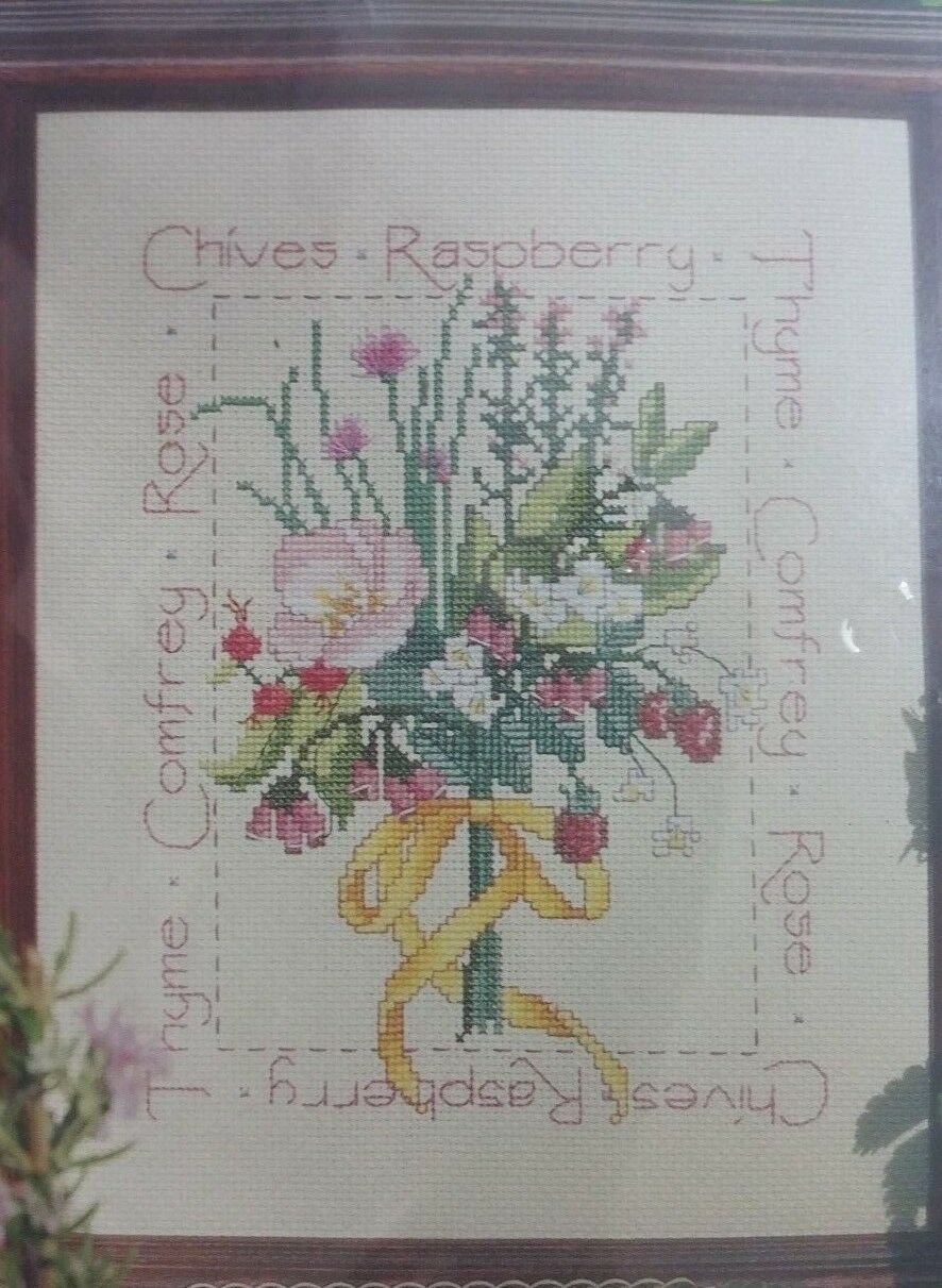 Better Homes and Gardens Cross Stitch Kit Blushing Bouquet #500132 Pinks