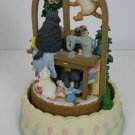 San Francisco Music box "Cats make a house a home" rotates plays "Close  to you"