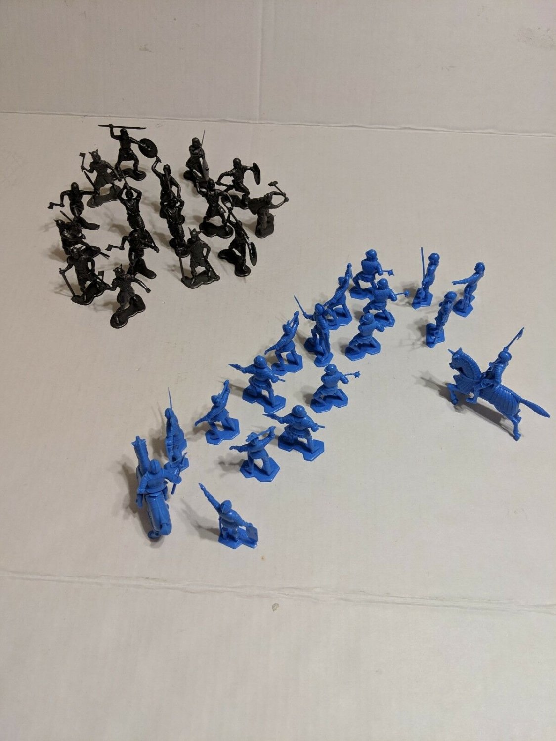 Marx Reissue 54mm Vikings vs Knights (33) Pcs