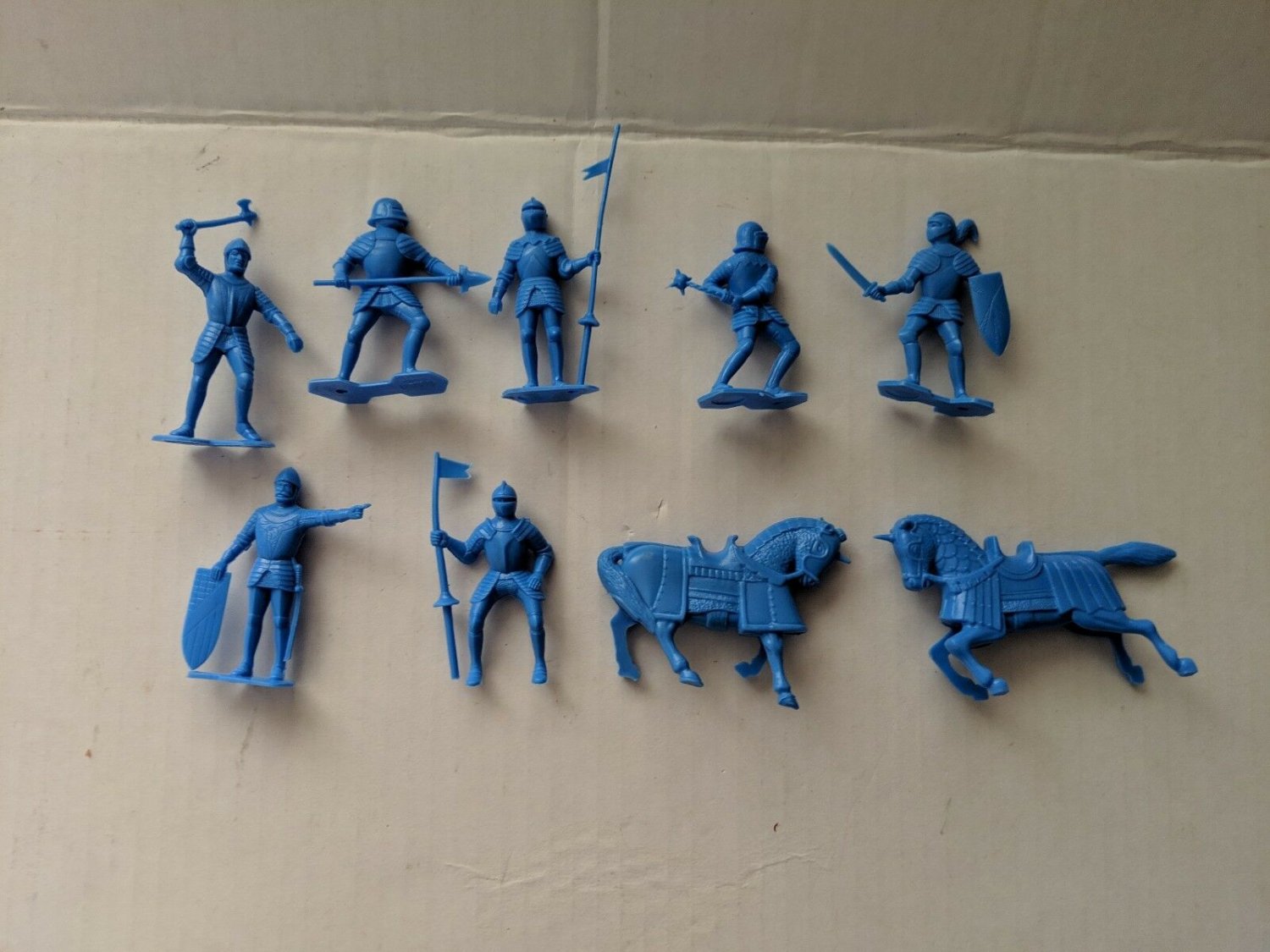 Marx reissue Castle Noble Knights (Blue) figures with horses(18) pcs