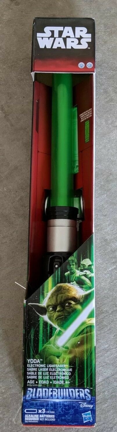 HASBRO STAR WARS EPISODE II BLADEBUILDERS YODA ELECTRONIC LIGHTSABER