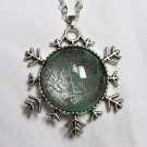 Snowflake Pendant Necklace - Elsa