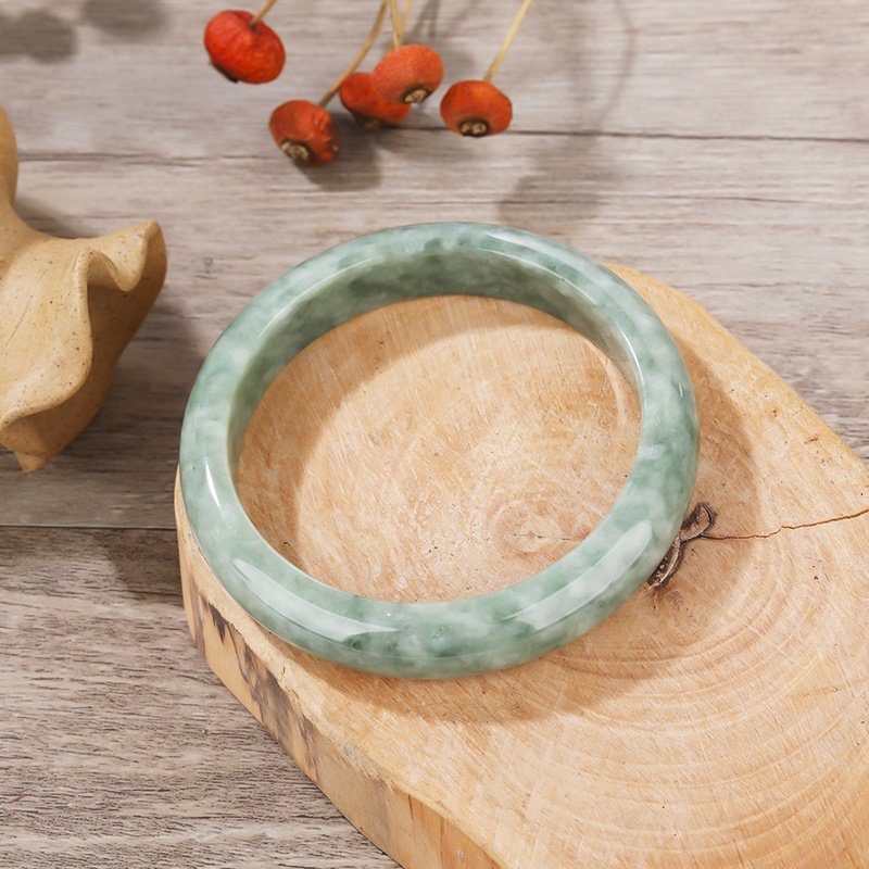 Smell silver bean green bracelet green